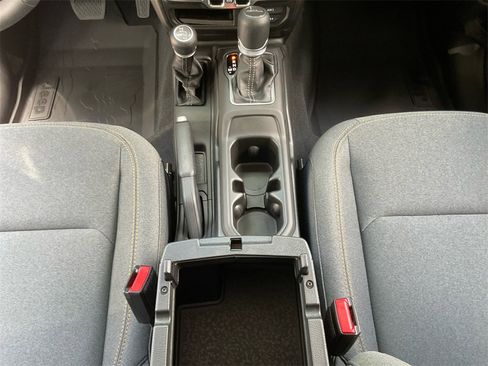 New 2025 Jeep Gladiator Sport image 11