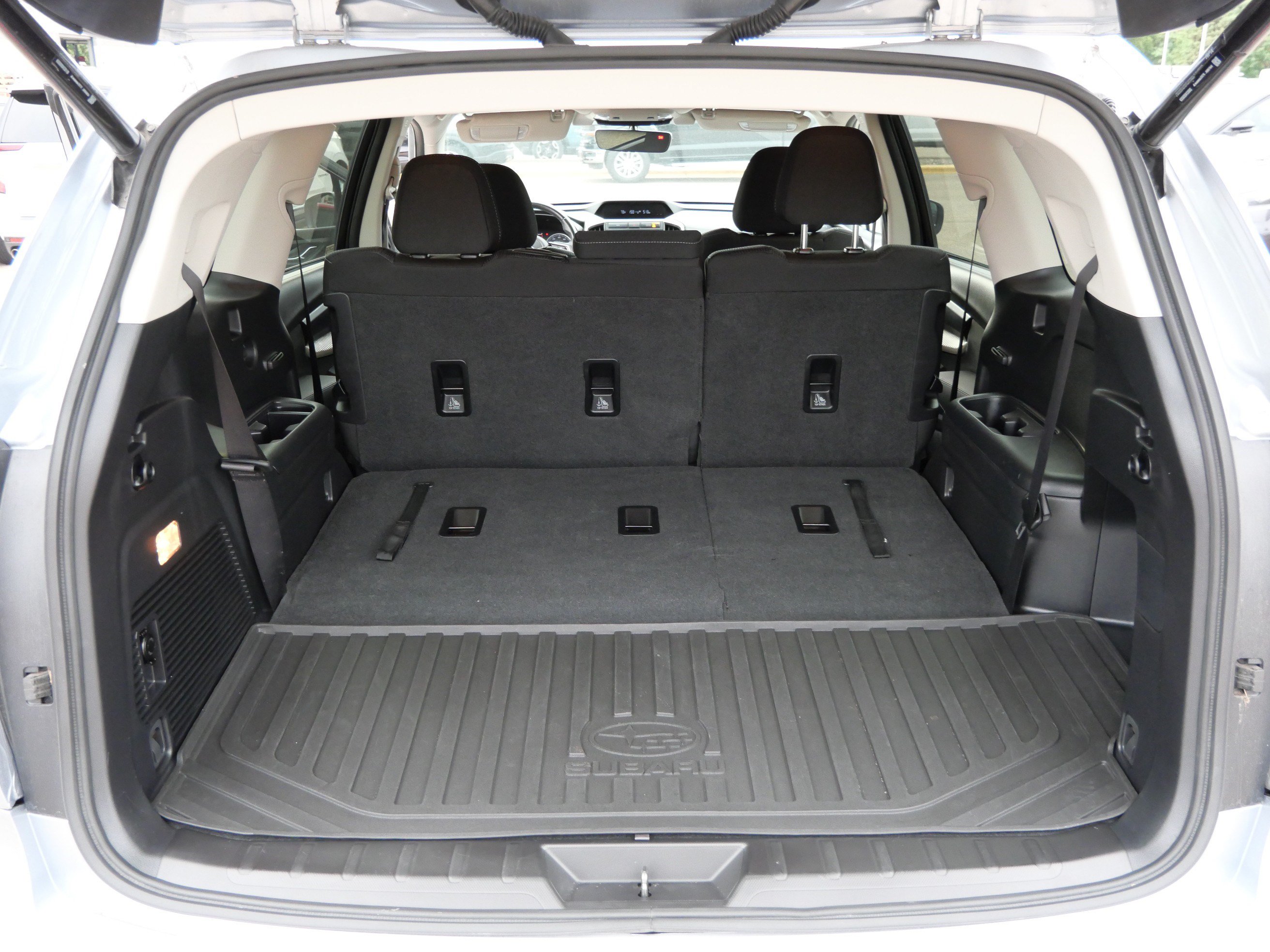 Used 2022 Subaru Ascent Premium w/ Convenience Package AWD/4WD image 18
