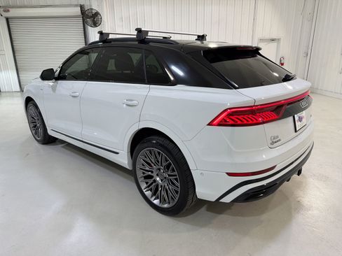 Used 2019 Audi Q8 Prestige image 26