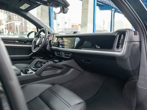 New 2026 Porsche Cayenne E-Hybrid AWD/4WD image 51
