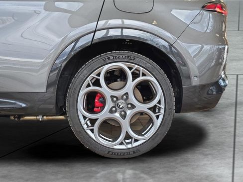 Used 2024 Alfa Romeo Tonale Veloce image 30