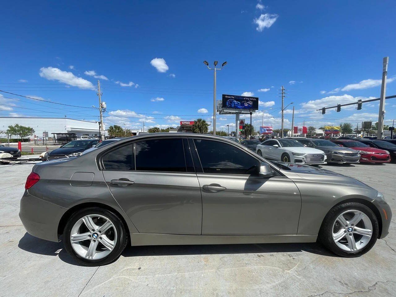Used 2016 BMW 328i xDrive Sedan AWD/4WD image 15