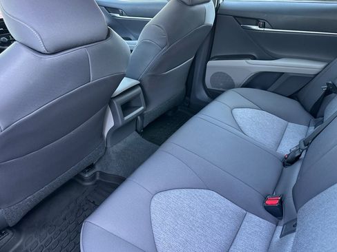 Used 2021 Toyota Camry LE FWD image 23