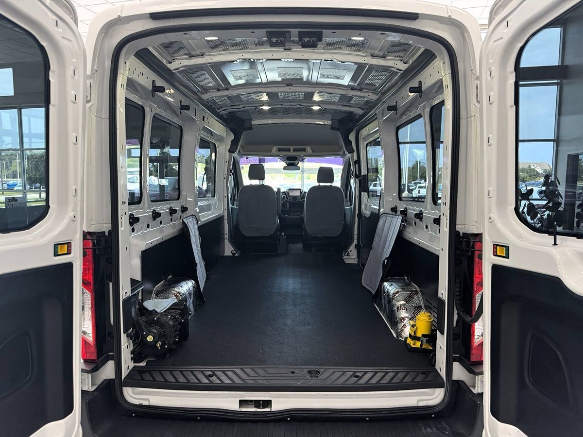 Used 2017 Ford Transit 150 148 Medium Roof RWD image 37