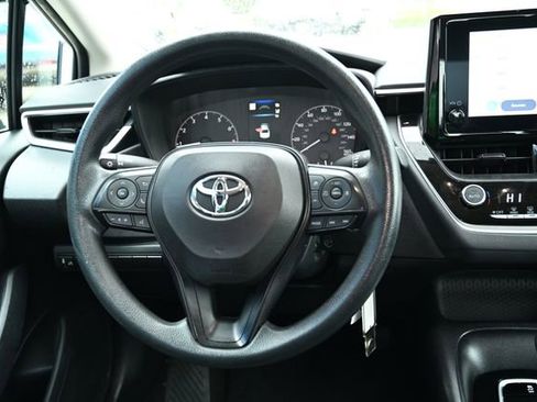 Used 2023 Toyota Corolla LE image 49