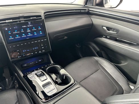 Used 2023 Hyundai Tucson Limited image 25