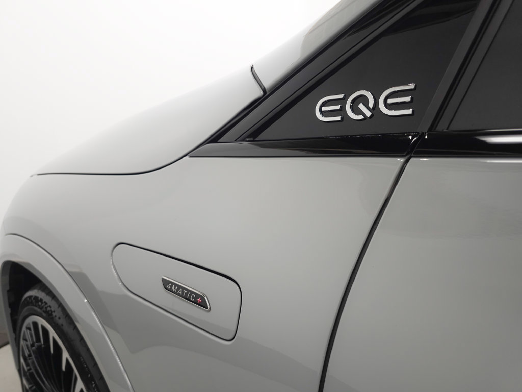 Certified 2024 Mercedes-Benz EQE AMG 4MATIC SUV w/ AMG Dynamic Plus Package image 35