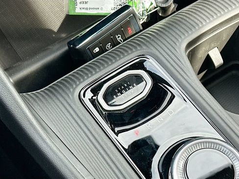 New 2026 Jeep Cherokee Limited AWD/4WD image 18