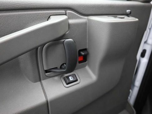 New 2026 GMC Savana 3500 Extended image 10