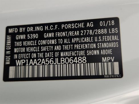 Used 2018 Porsche Macan image 31