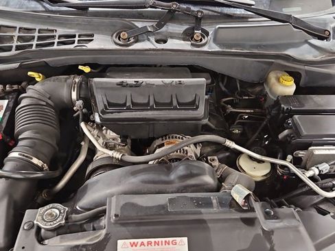 Used 2009 Chrysler Aspen Limited image 27