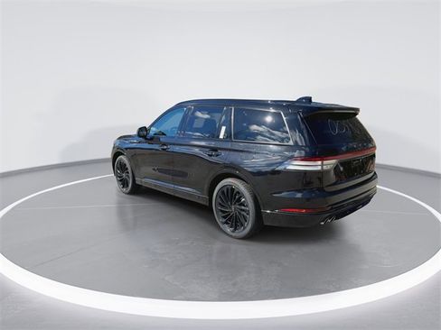 New 2026 Lincoln Aviator Reserve image 2