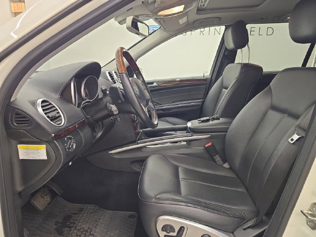 Used 2011 Mercedes-Benz GL 450 4MATIC image 22
