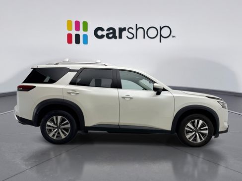 Used 2023 Nissan Pathfinder SL AWD/4WD image 6