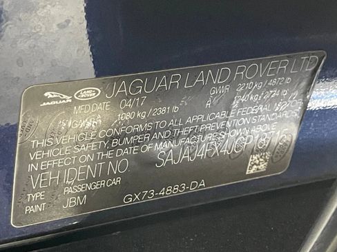 Used 2018 Jaguar XE Premium AWD/4WD image 13