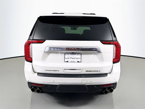 Used 2021 GMC Yukon Denali image 10