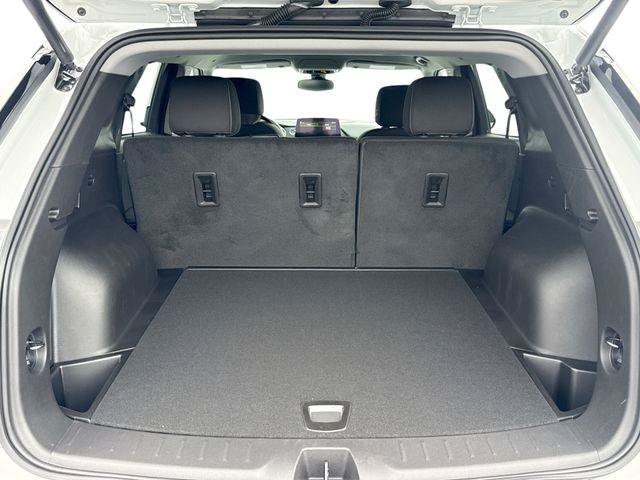 New 2026 Chevrolet Blazer LT w/ Convenience Package FWD image 21