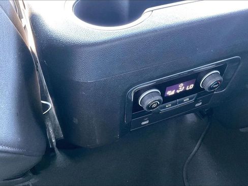 Used 2024 Chevrolet Tahoe LT image 10