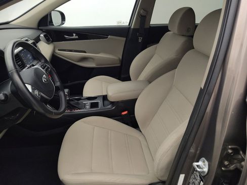 Used 2019 Kia Sorento FWD w/ LX Convenience Package image 17