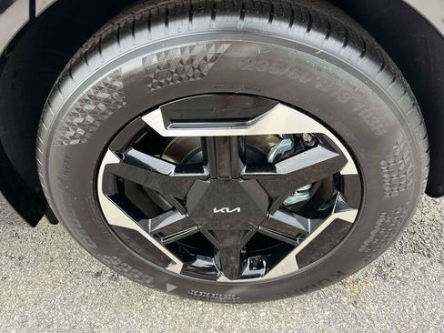 Certified 2026 Kia Sportage SX FWD image 39
