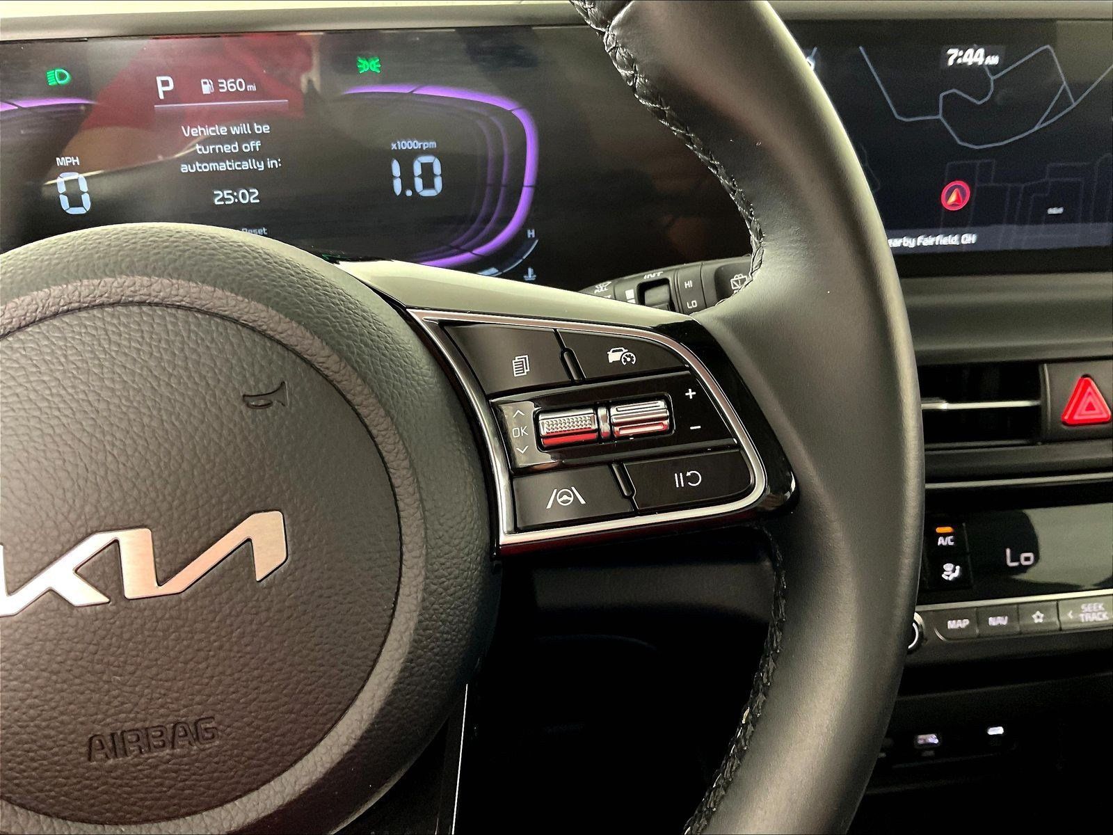 Certified 2025 Kia Seltos S FWD image 12