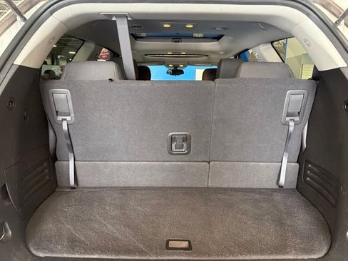 Used 2017 Chevrolet Traverse LT w/ Style and Technology Package AWD/4WD image 24