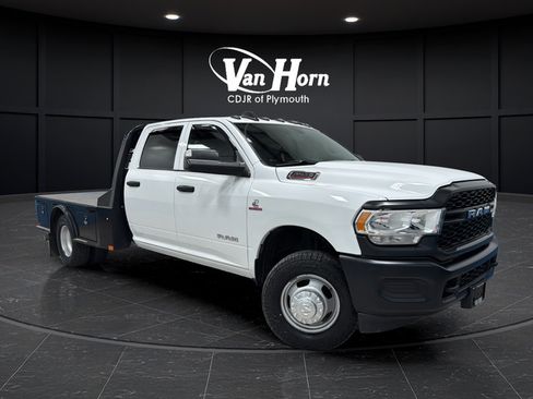 Used 2022 RAM 3500 Tradesman AWD/4WD image 1