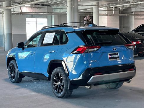 Used 2022 Toyota RAV4 SE AWD/4WD image 8