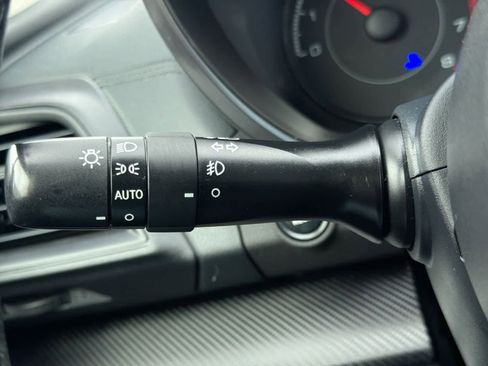 Used 2019 Subaru Crosstrek 2.0i Premium image 27