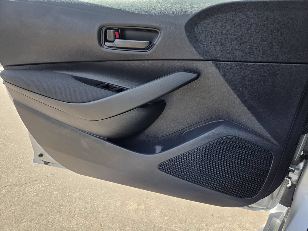 Used 2026 Toyota Corolla LE FWD image 24