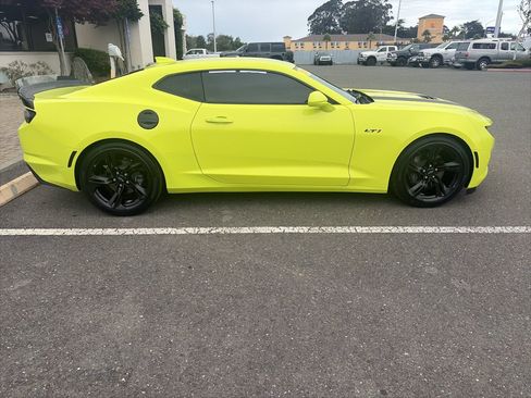 Used 2021 Chevrolet Camaro LT w/ RS Package RWD image 22