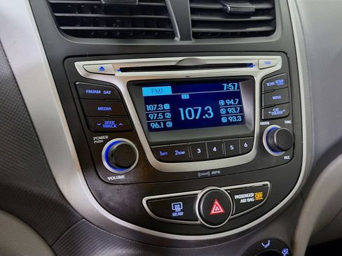 Used 2016 Hyundai Accent SE FWD image 17