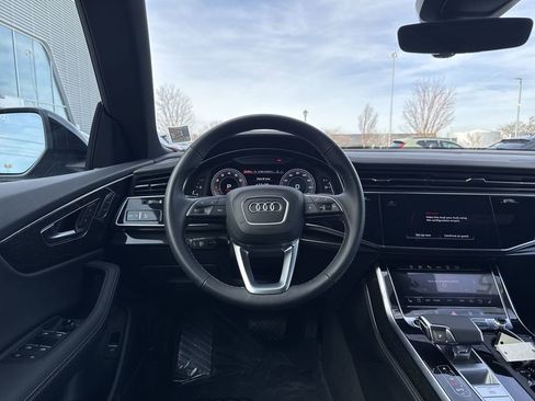 Certified 2025 Audi Q8 Prestige w/ Prestige Package image 14