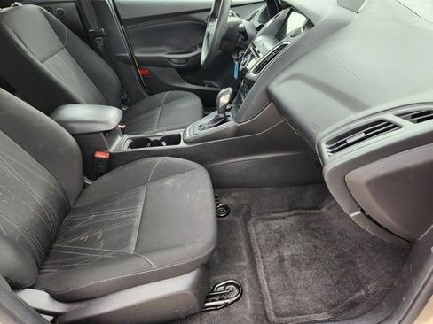 Used 2018 Ford Focus SEL image 12