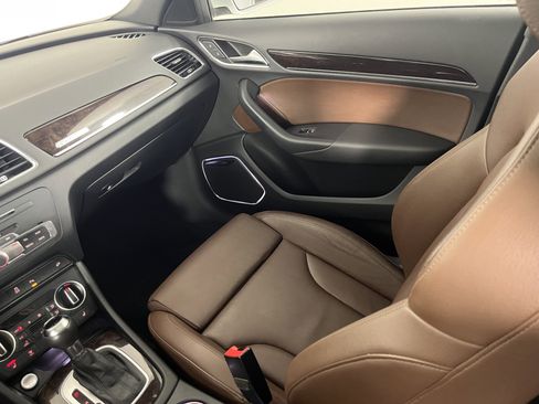 Used 2016 Audi Q3 2.0T Prestige w/ Prestige Package image 11