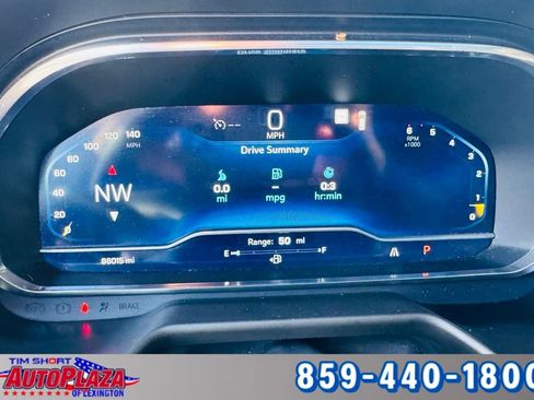 Used 2022 Chevrolet Suburban LT w/ Luxury Package image 5