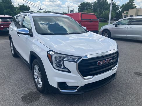Used 2022 GMC Terrain SLE w/ Driver Convenience Package FWD image 1