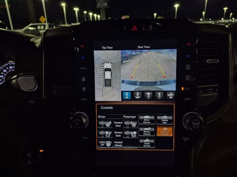 Used 2020 RAM 2500 Limited image 19