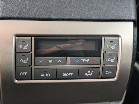 Used 2019 Lexus GX 460 Premium AWD/4WD image 16