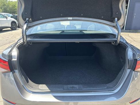 Certified 2023 Nissan Sentra SV FWD image 10
