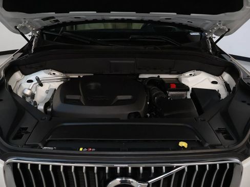 Used 2020 Volvo XC90 T6 Momentum w/ Protection Package Premier AWD/4WD image 40