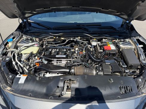 Used 2018 Honda Civic Sport Touring image 21