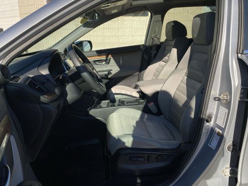 Used 2019 Honda CR-V EX image 11