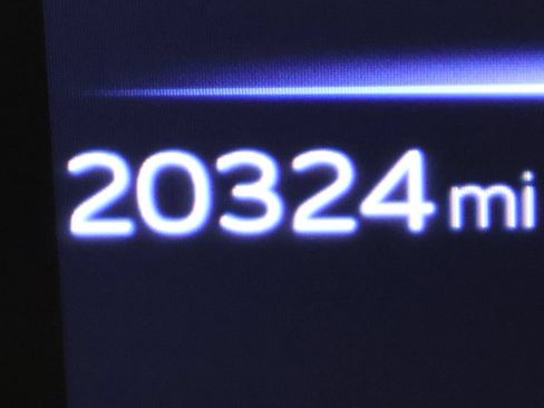 Used 2024 Toyota Prius Prime FWD image 25