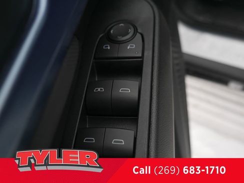 New 2026 Chevrolet Equinox EV LT image 23