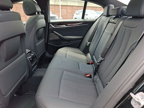 Certified 2023 BMW 530i xDrive w/ Premium Package AWD/4WD image 10