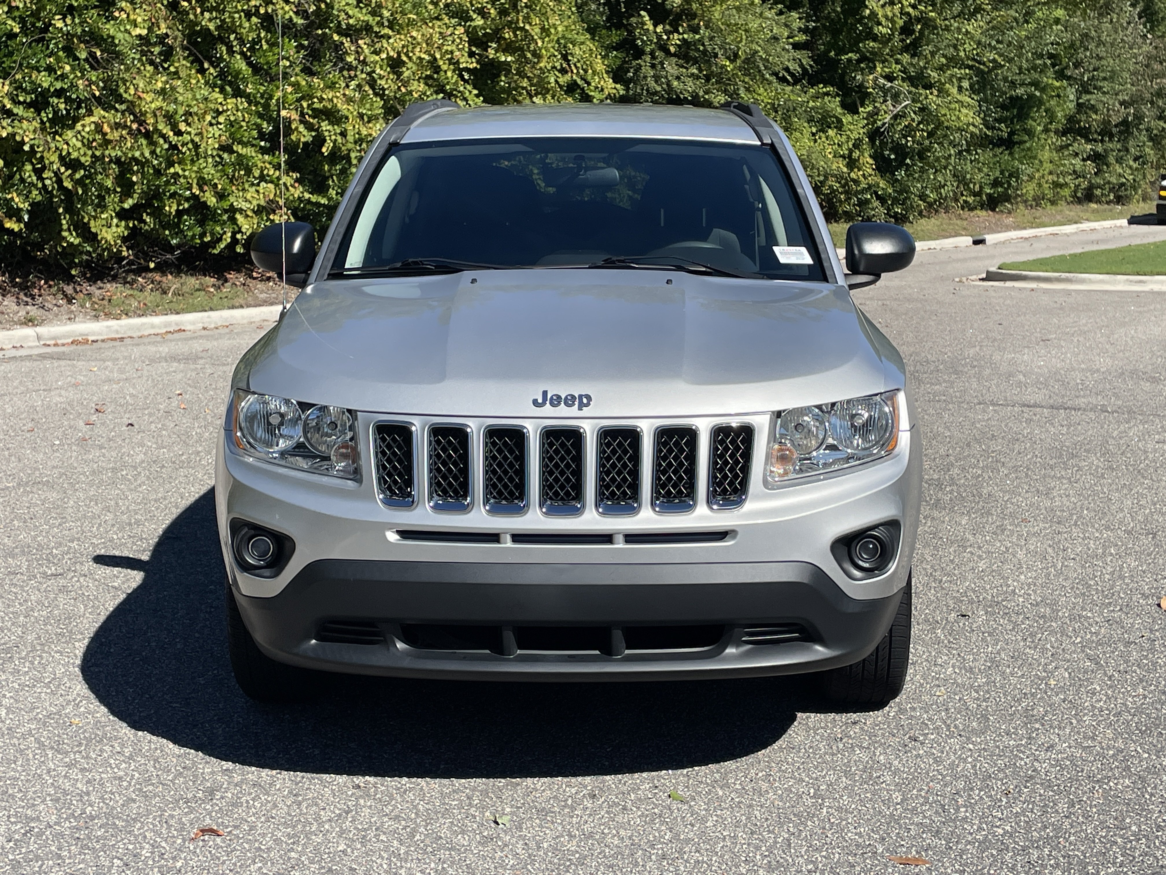 Used 2011 Jeep Compass 2WD image 3