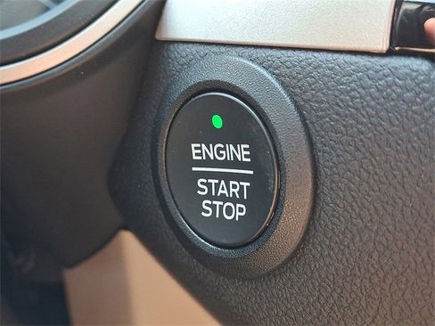 Certified 2022 Ford Escape SE w/ Convenience Package image 22