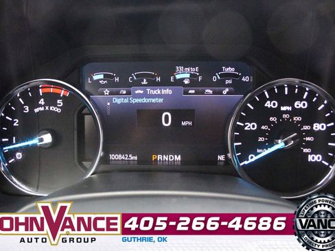 Used 2022 Ford F450 Platinum w/ FX4 Off-Road Package image 36