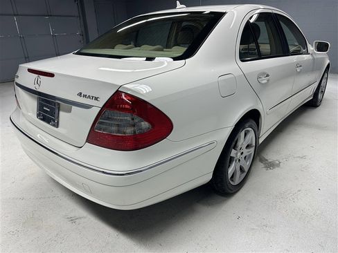 Used 2008 Mercedes-Benz E 350 350 4MATIC image 7